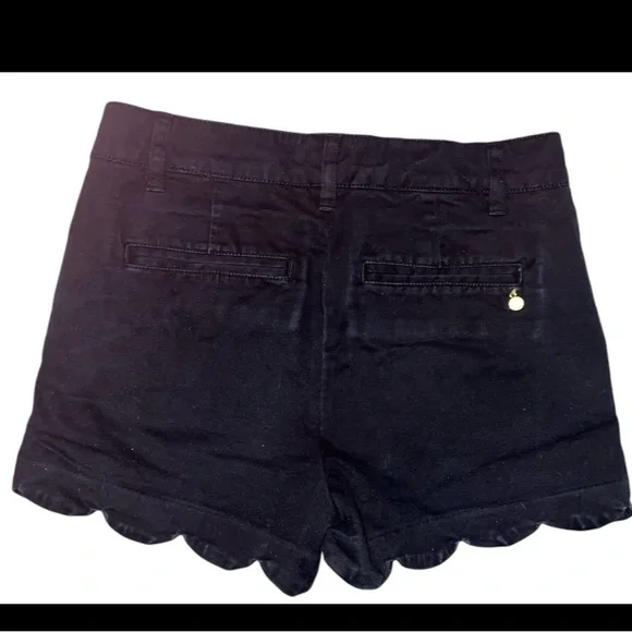 Crown & Ivy Girls Navy Blue Flat Front Slash Pocket Chino Scalloped Shorts - Picture 2 of 3